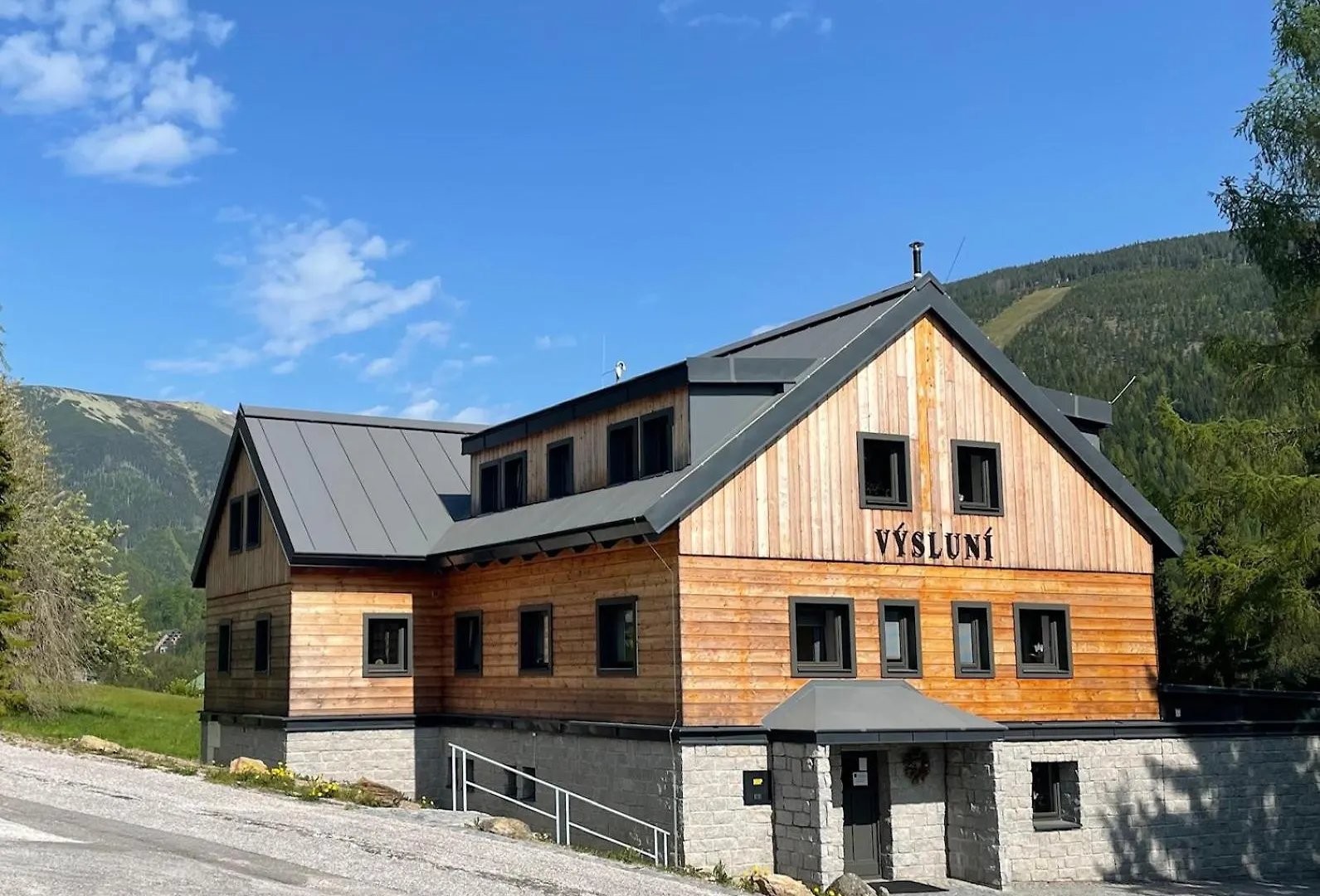 Apartmany Vysluni Špindlerŭv Mlýn